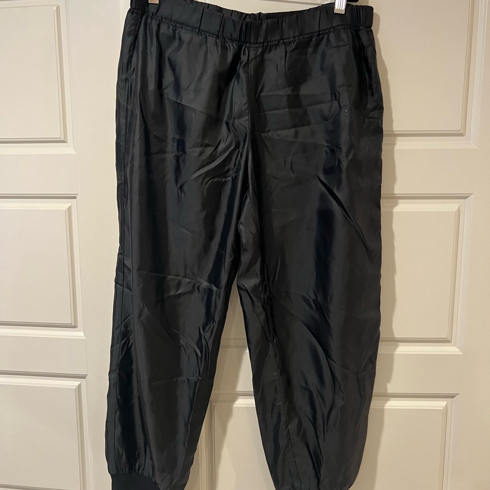 GAP Men's Charcoal Jogger Pants